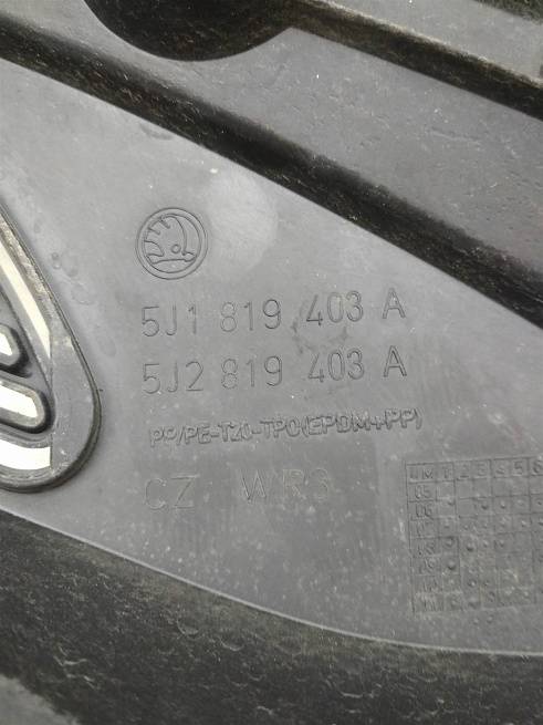  5J1819403A