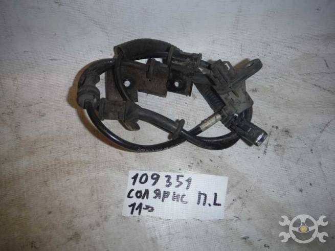 956701R000 956701R000