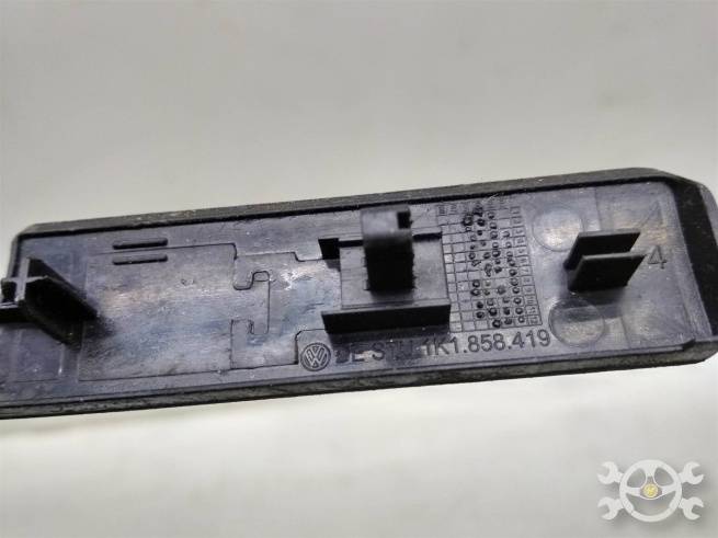  1K1858419