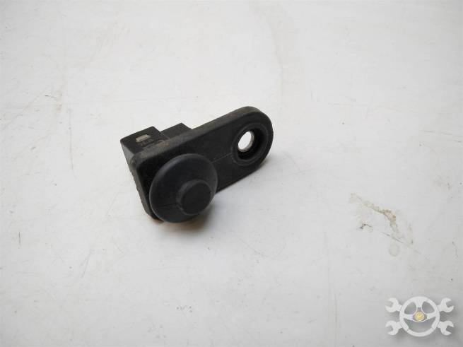 935603B100 935603B100