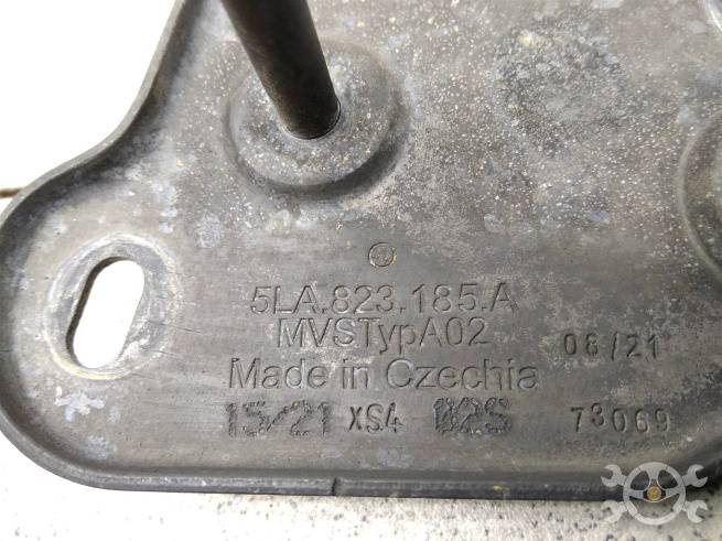  5LA823185A