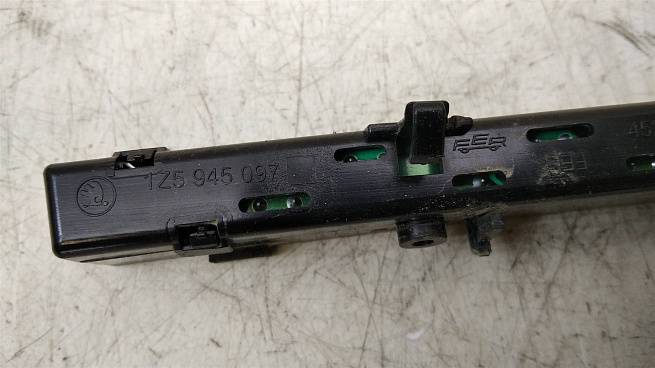  1Z5945097