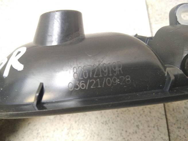  826721919R