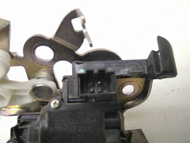  8R0827505A