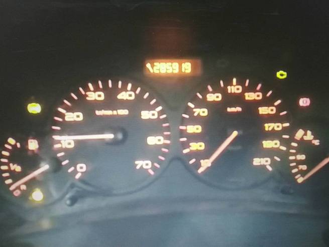  6105V8