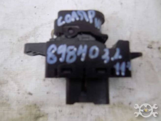 935811R000 935811R000