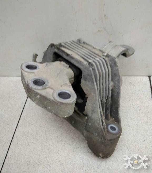  684322