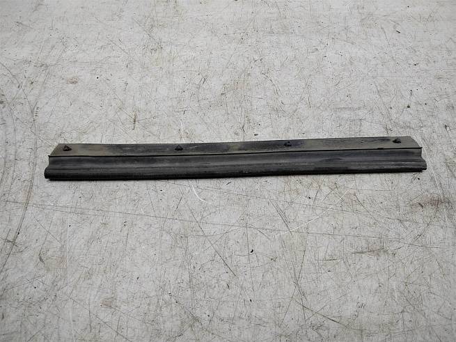  8T0823126D