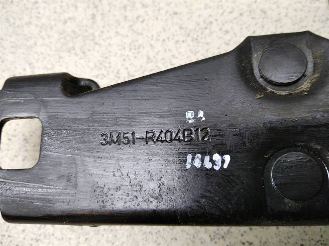  1375748