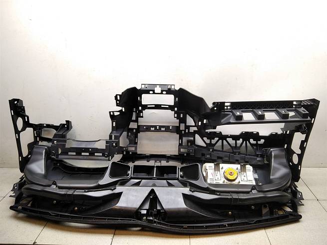  682004CM0A