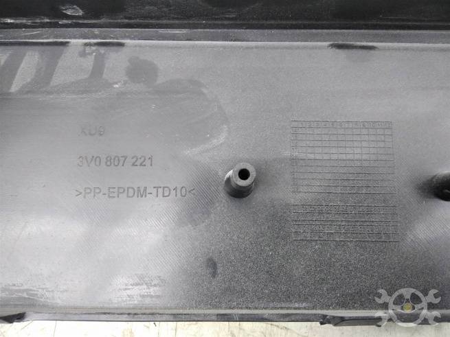  6V0807221