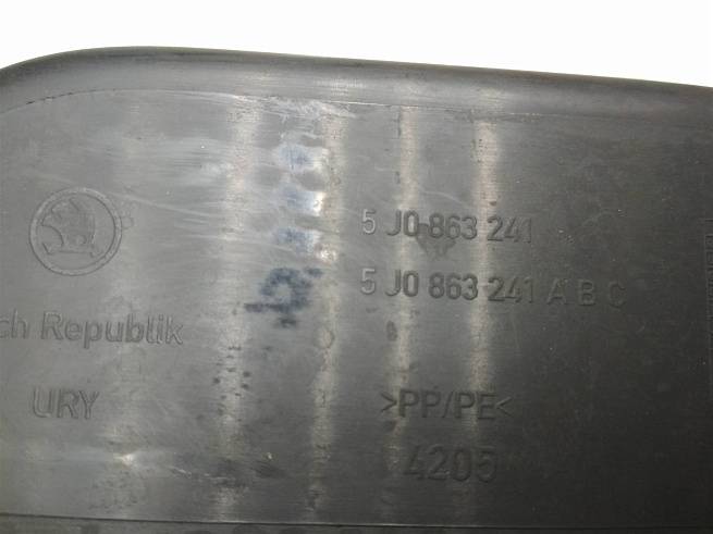  5J0858373