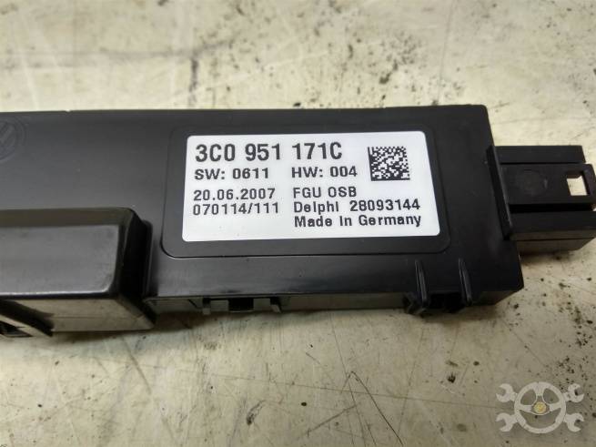  3c0951171c