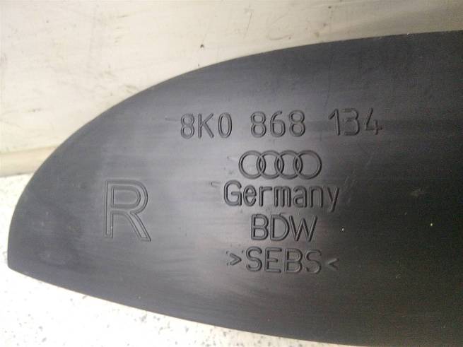  8K0868134