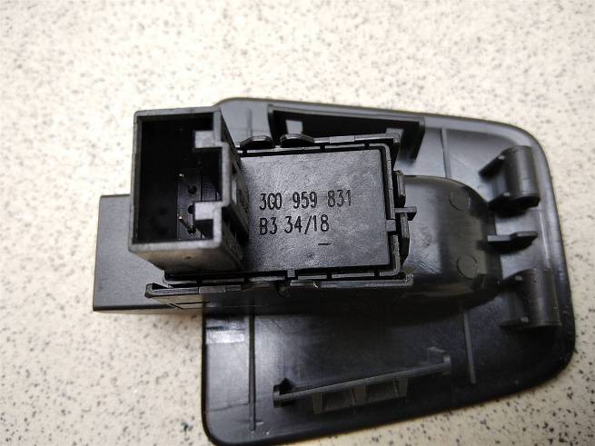  3G0959831