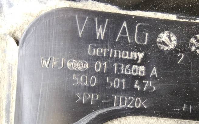  5Q0501545D