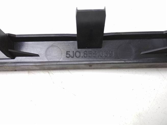  5J858096A