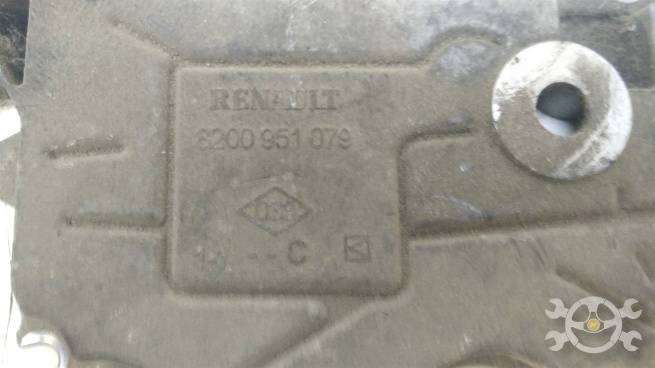  8200951079