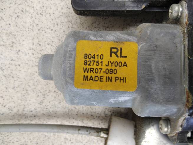  827214390R