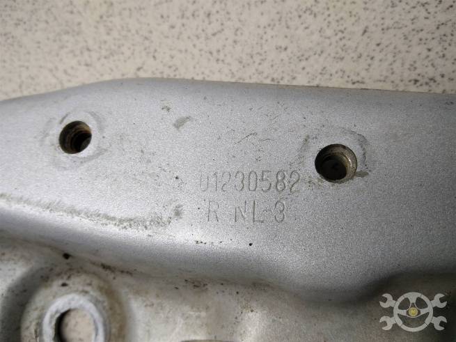  01230582