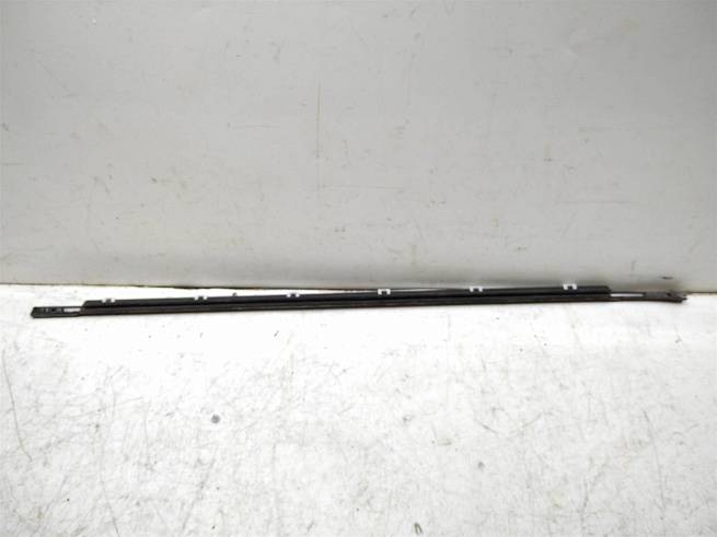  82220A2002