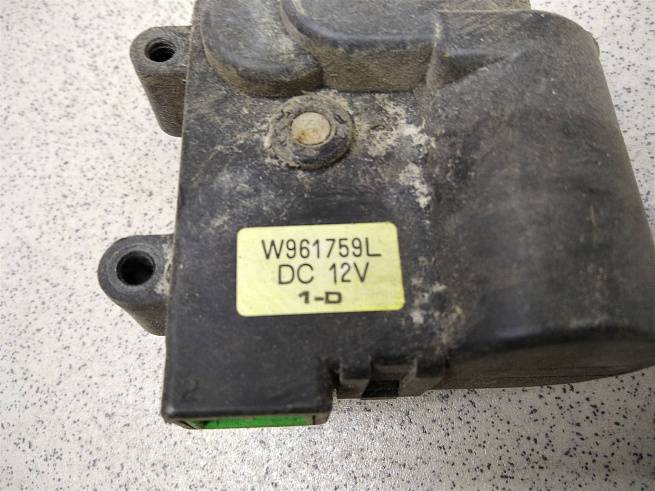  W961759L