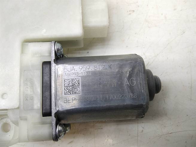  5JA959812K