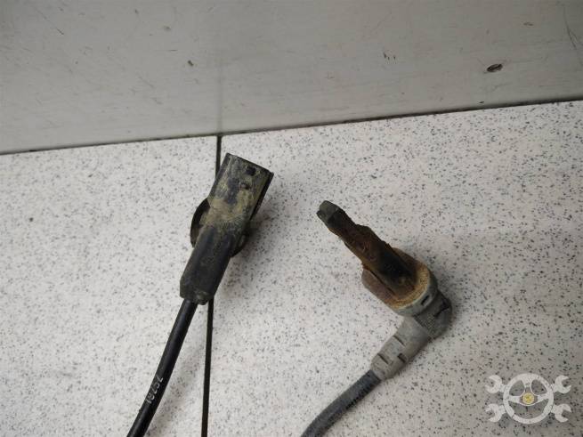 479104225R  479104225R