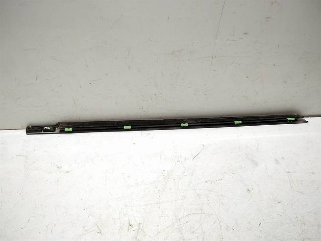  822103E000