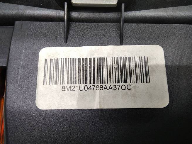  8M21U04788