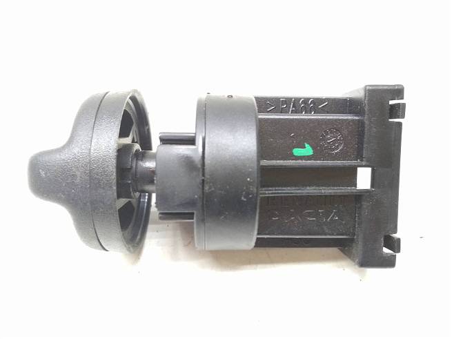  251826135R