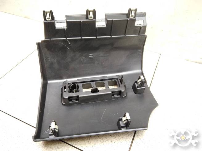 681352618R  681352618R