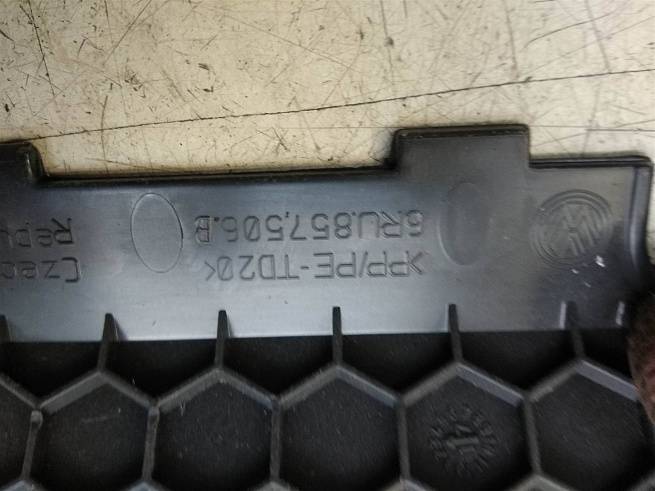  6RU857506B82V